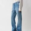 02 Low Rise Straight Jeans