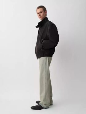02 Relaxed Straight Jeans 02 Relaxed Straight Jeans
