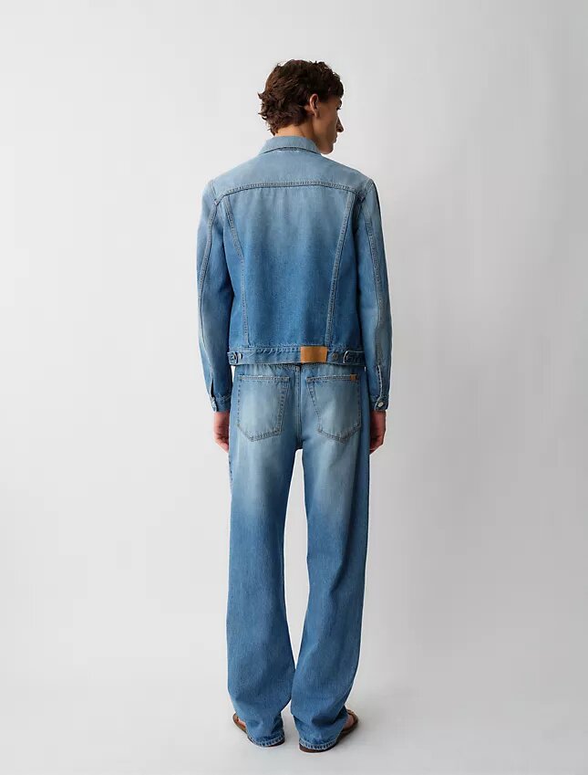 05 Low Rise Wide Leg Jeans 05 Low Rise Wide Leg Jeans