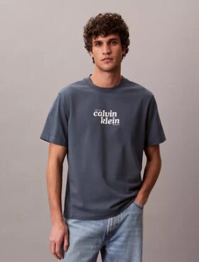1989 Logo Graphic Relaxed T-Shirt
