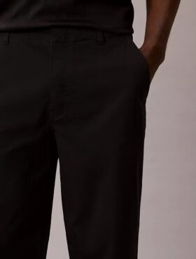 90S Relaxed Cropped Chinos