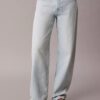 90S Straight Lightweight Jeans