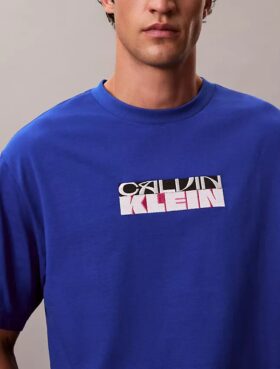 Block Logo Graphic Relaxed T-Shirt Block Logo Graphic Relaxed T-Shirt