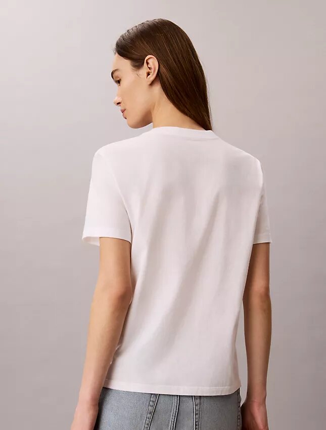 Bold Logo Graphic Classic T-Shirt Bold Logo Graphic Classic T-Shirt