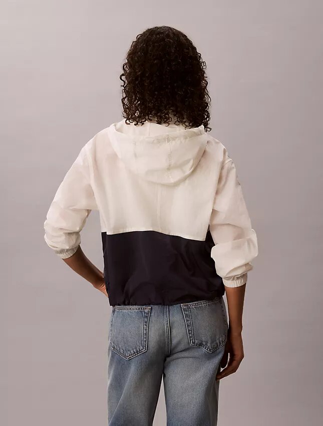 Colorblock Essential Windbreaker Colorblock Essential Windbreaker