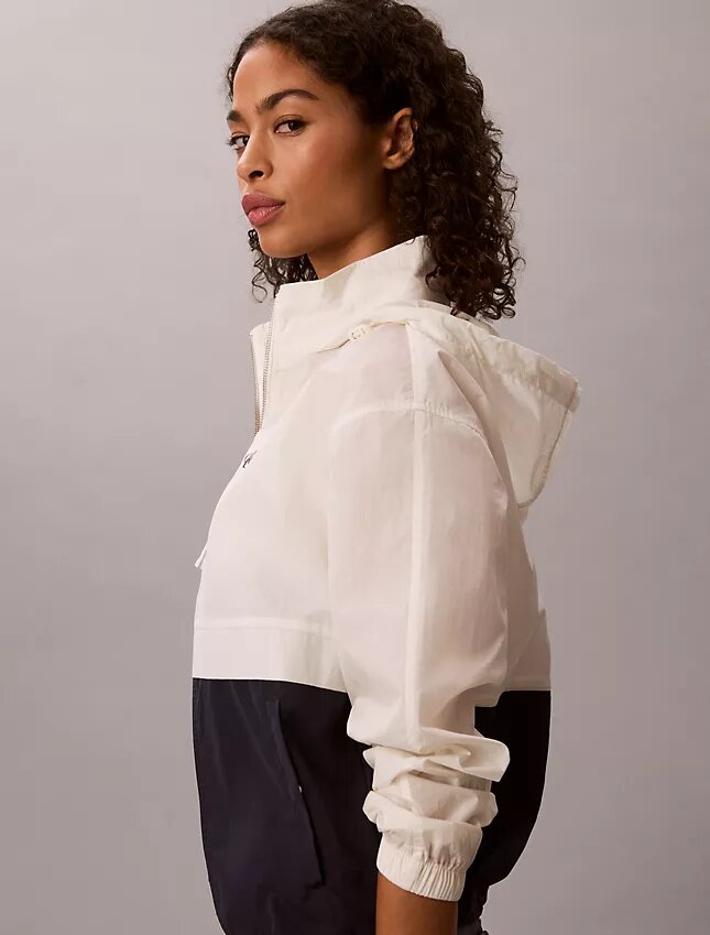 Colorblock Essential Windbreaker Colorblock Essential Windbreaker