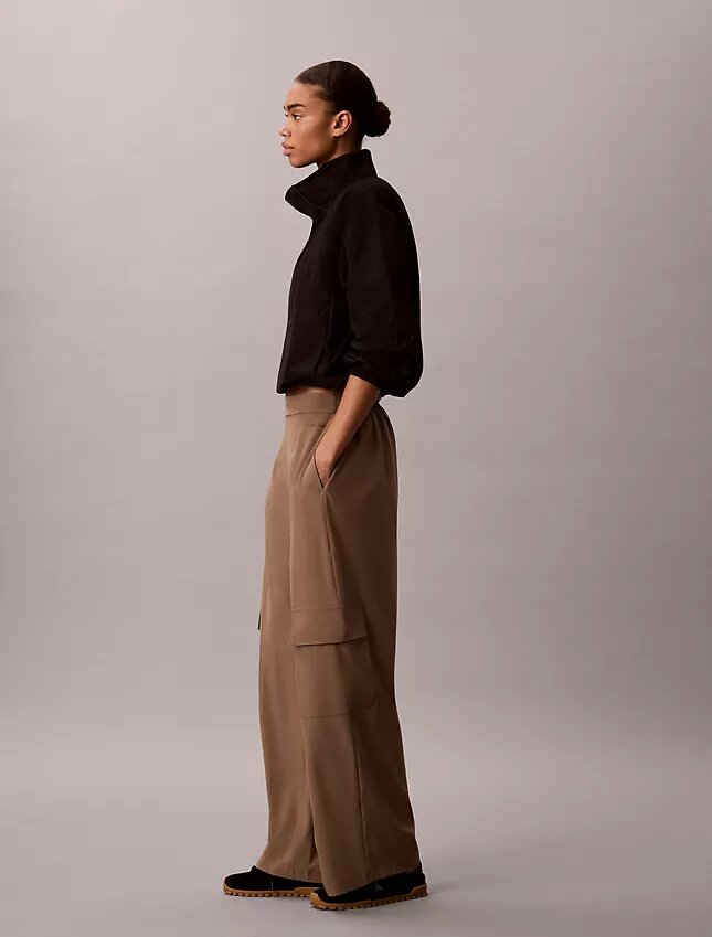Commuter Wide Leg Cargo Pants Commuter Wide Leg Cargo Pants