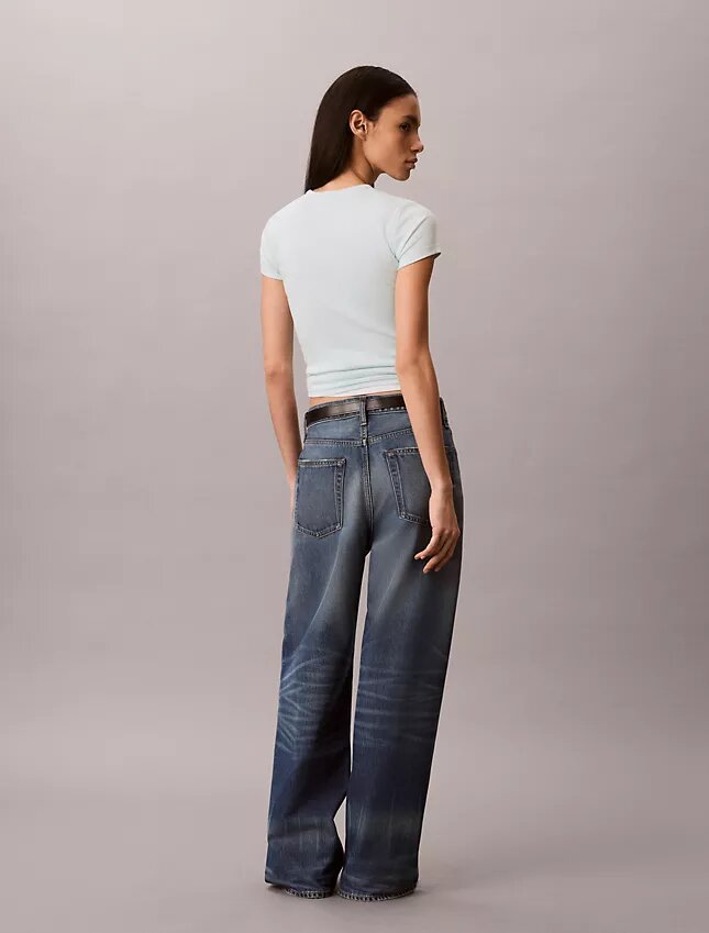 Contour Rib Logo Graphic Slim T-Shirt Contour Rib Logo Graphic Slim T-Shirt