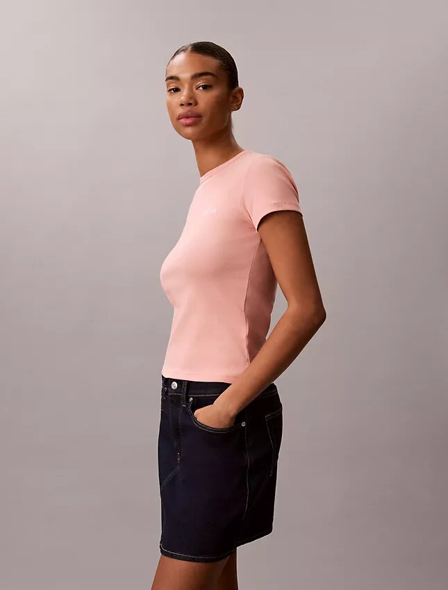 Contour Rib Logo Graphic Slim T-Shirt Contour Rib Logo Graphic Slim T-Shirt