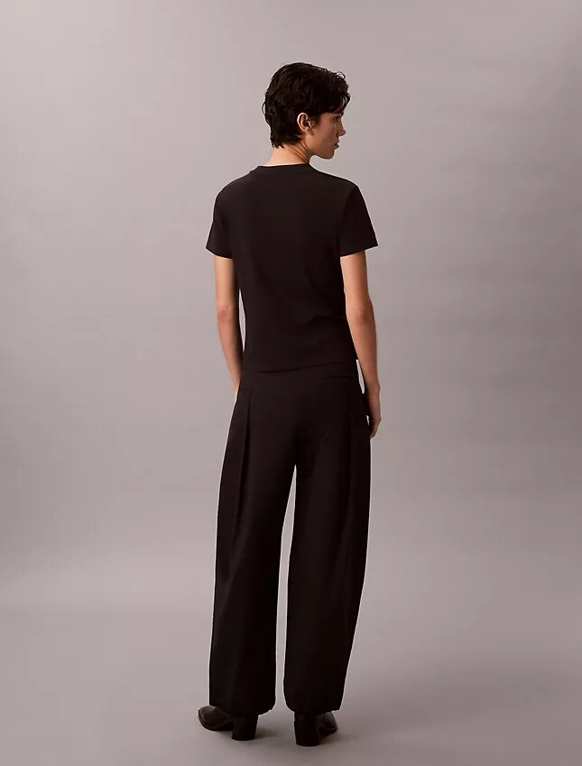 Contrast Logo Graphic Slim T-Shirt Contrast Logo Graphic Slim T-Shirt