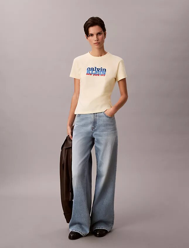 Contrast Logo Graphic Slim T-Shirt Contrast Logo Graphic Slim T-Shirt