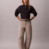 Cropped Barrel Jeans