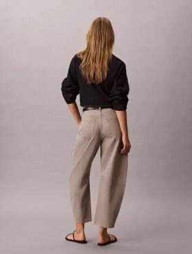 Cropped Barrel Jeans Cropped Barrel Jeans