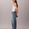 Cropped Barrel Jeans