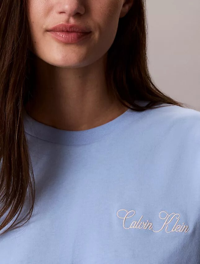 Cursive Calvin Klein Graphic Boxy Tee Cursive Calvin Klein Graphic Boxy Tee
