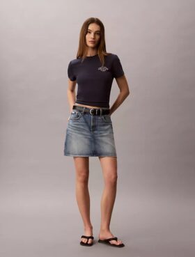 Curved Logo Graphic Slim Tee