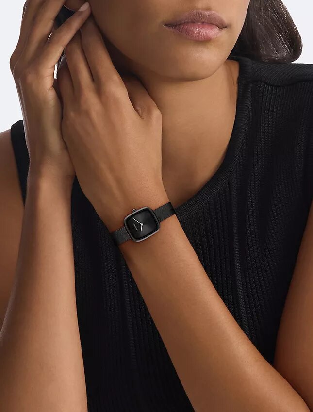 Curved Mesh Watch Curved Mesh Watch