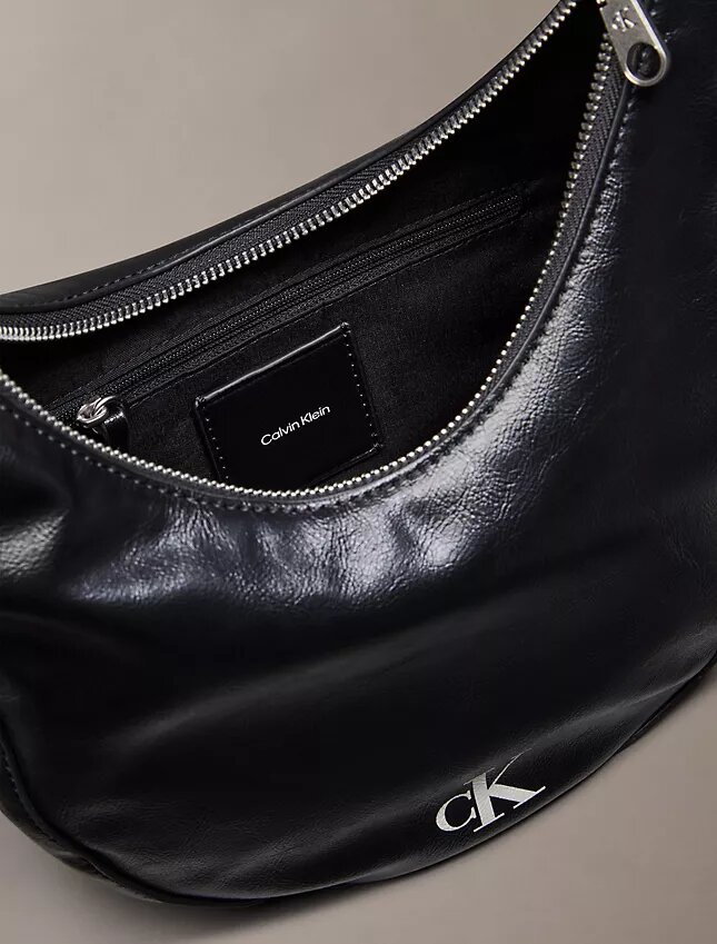 Curved Small Crossbody Bag Curved Small Crossbody Bag