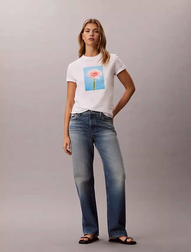 Daisy Graphic Classic T-Shirt Daisy Graphic Classic T-Shirt