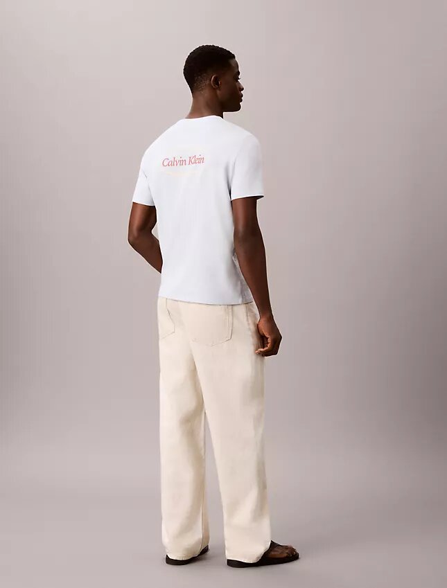 Diner Calvin Klein Graphic Logo Tee Diner Calvin Klein Graphic Logo Tee