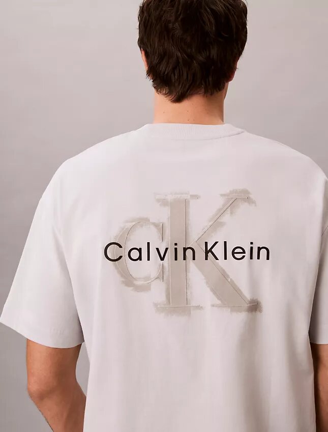 Distressed Monologo Graphic Relaxed T-Shirt Distressed Monologo Graphic Relaxed T-Shirt