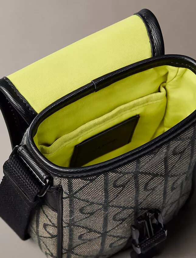 Emblem Jacquard Reporter Bag Emblem Jacquard Reporter Bag