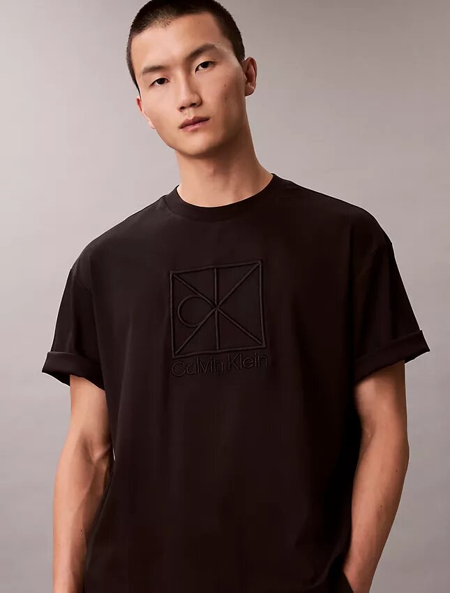 Emblem Logo Graphic Relaxed T-Shirt Emblem Logo Graphic Relaxed T-Shirt