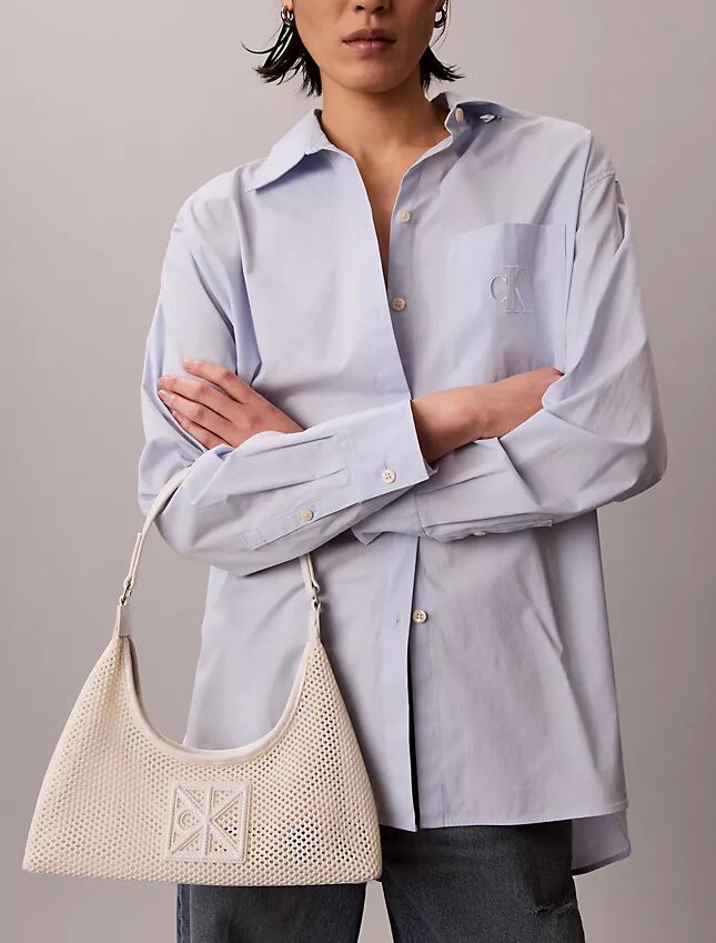 Emblem Logo Mesh Shoulder Bag Emblem Logo Mesh Shoulder Bag