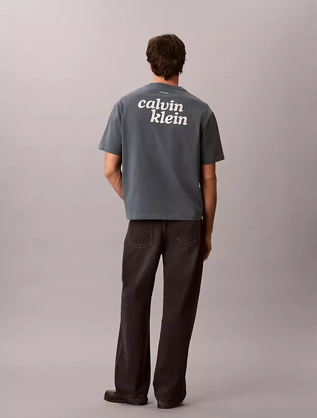 Embroidered 1989 Logo Graphic Relaxed T-Shirt Embroidered 1989 Logo Graphic Relaxed T-Shirt