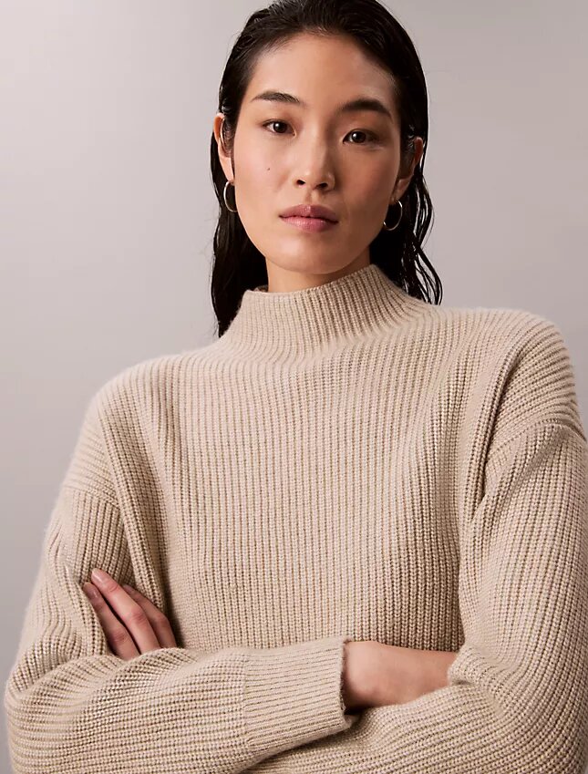 Fine Rib Relaxed Turtleneck Sweater Fine Rib Relaxed Turtleneck Sweater