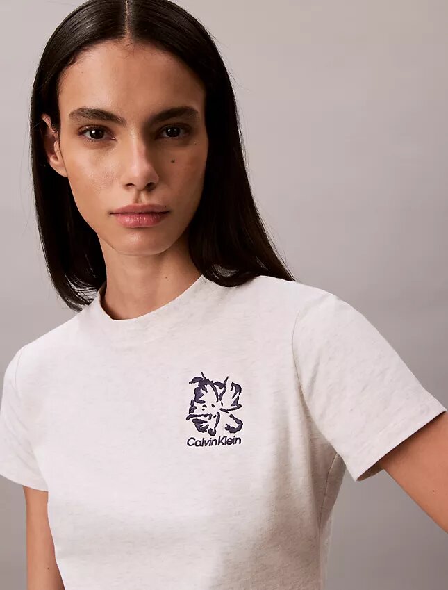 Flower Logo Graphic Slim T-Shirt Flower Logo Graphic Slim T-Shirt
