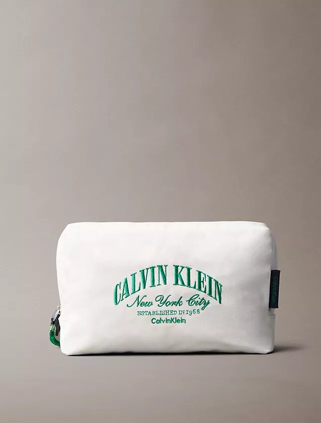 Heritage Classic Pouch Heritage Classic Pouch