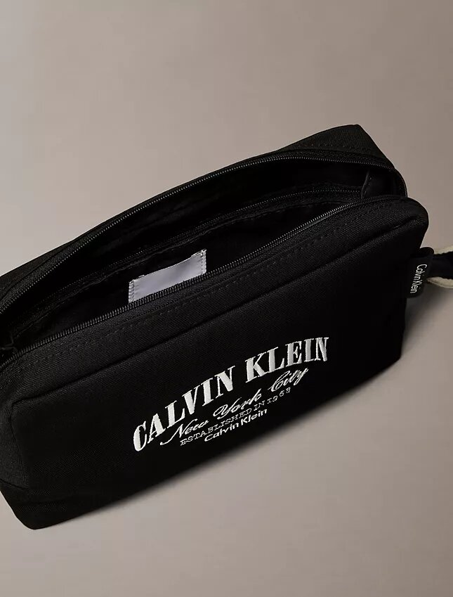 Heritage Classic Pouch Heritage Classic Pouch