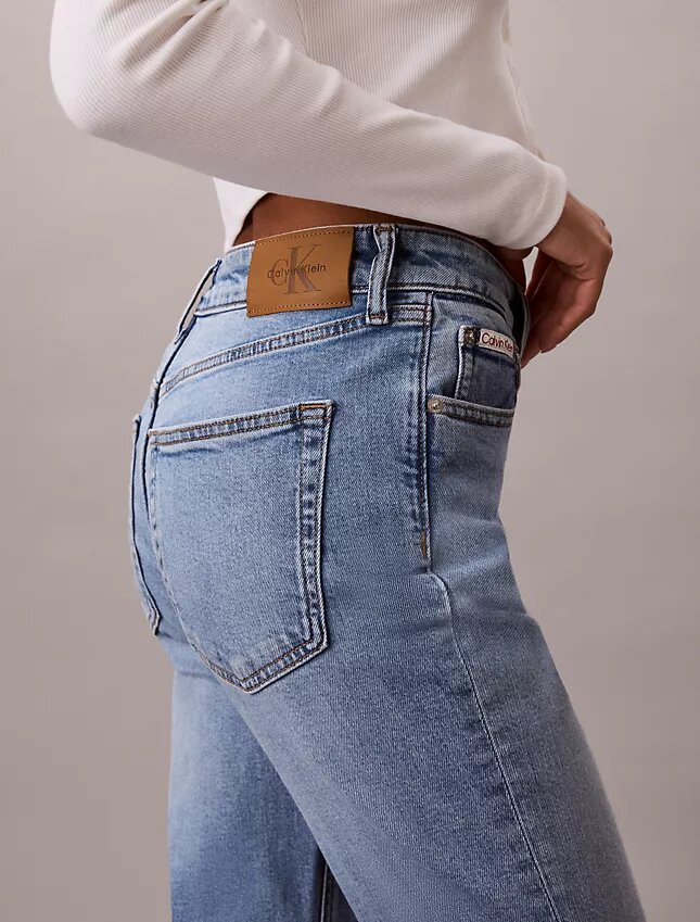 High Rise Cropped Flared Jeans High Rise Cropped Flared Jeans