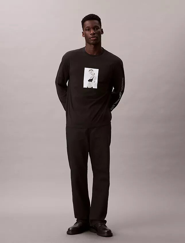Kate Moss Graphic Relaxed Long Sleeve T-Shirt Kate Moss Graphic Relaxed Long Sleeve T-Shirt
