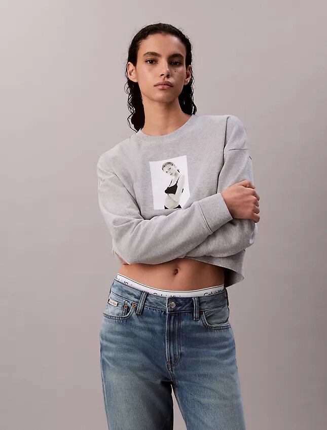 Kate Moss Terry Graphic Relaxed Sweatshirt Kate Moss Terry Graphic Relaxed Sweatshirt