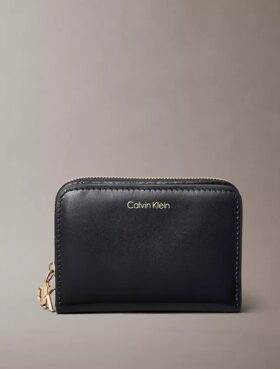 Leather Medium Zip Wallet Leather Medium Zip Wallet