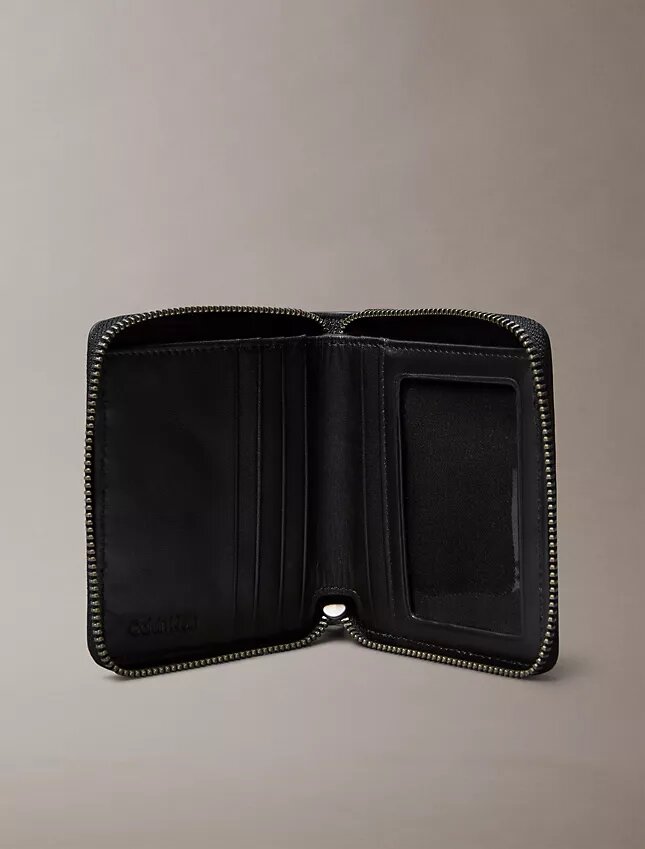 Leather Zip Bifold Wallet Leather Zip Bifold Wallet