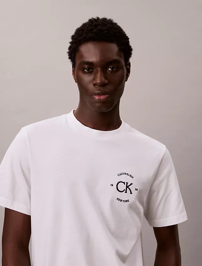 Logo Circle Graphic Classic T-Shirt Logo Circle Graphic Classic T-Shirt