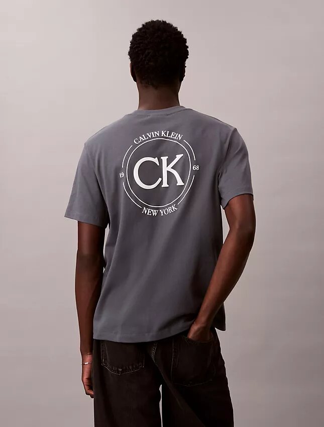 Logo Circle Graphic Classic T-Shirt Logo Circle Graphic Classic T-Shirt