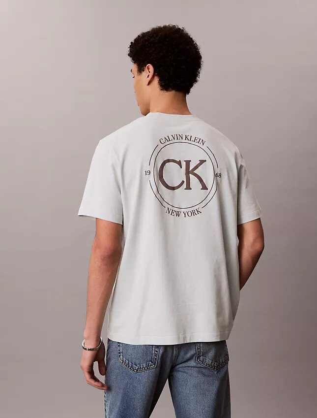 Logo Circle Graphic Classic T-Shirt Logo Circle Graphic Classic T-Shirt