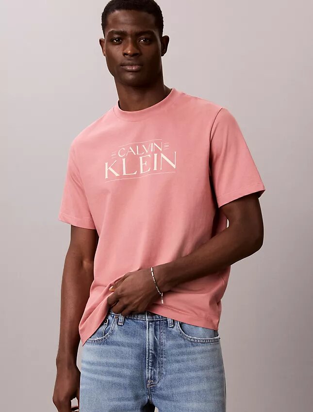 Logo Graphic Relaxed T-Shirt Logo Graphic Relaxed T-Shirt