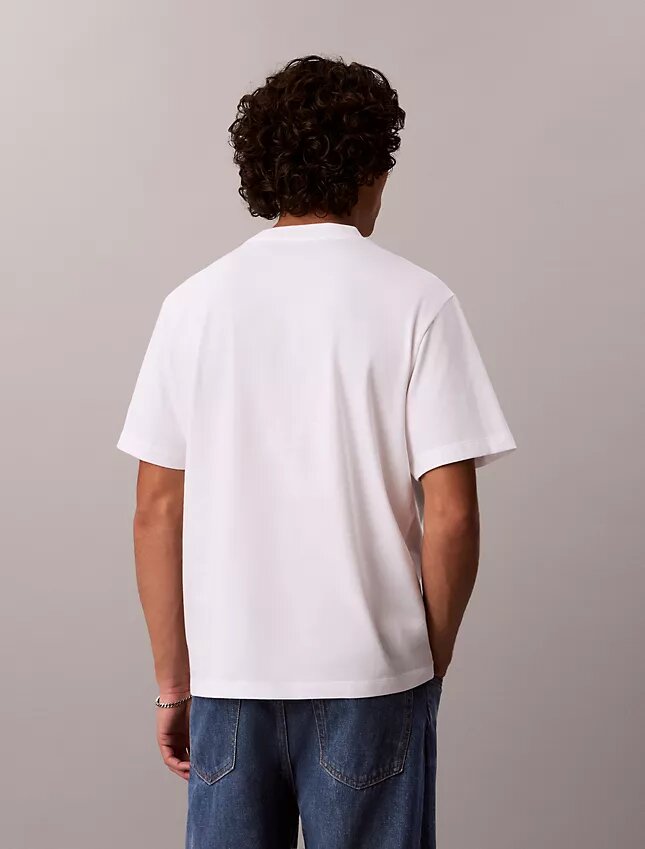Logo Graphic Relaxed T-Shirt Logo Graphic Relaxed T-Shirt