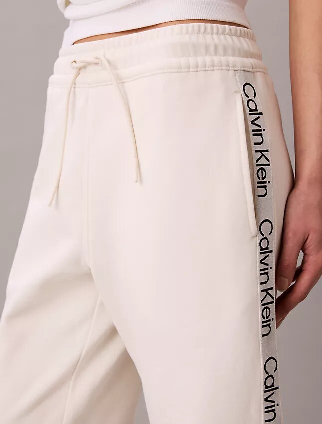 Logo Tape Barrel Pants Logo Tape Barrel Pants