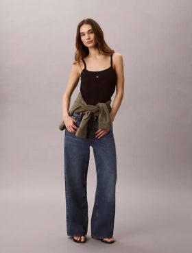 Low Rise Baggy Jeans