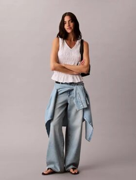 Low Rise Baggy Jeans