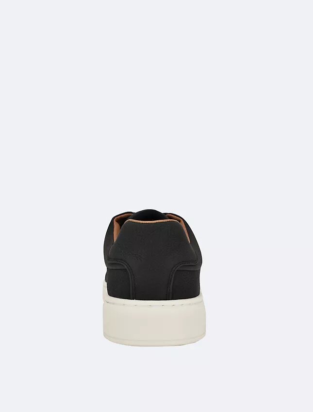 Men’s Wivlo Sneaker Men’s Wivlo Sneaker