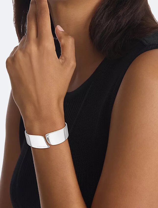 Minimalist Organic Shape Bangle Minimalist Organic Shape Bangle