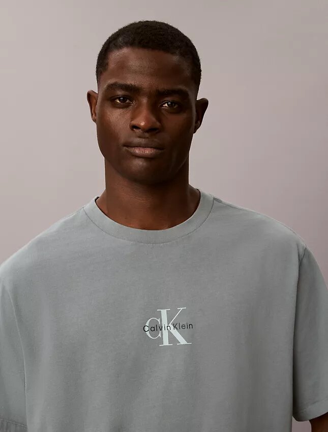Monologo 90S Fit T-Shirt Monologo 90S Fit T-Shirt