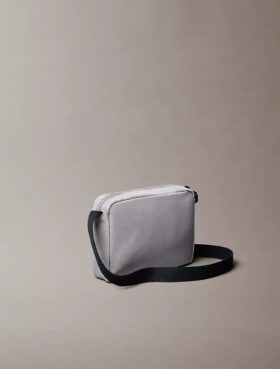 Monologo Camera Bag